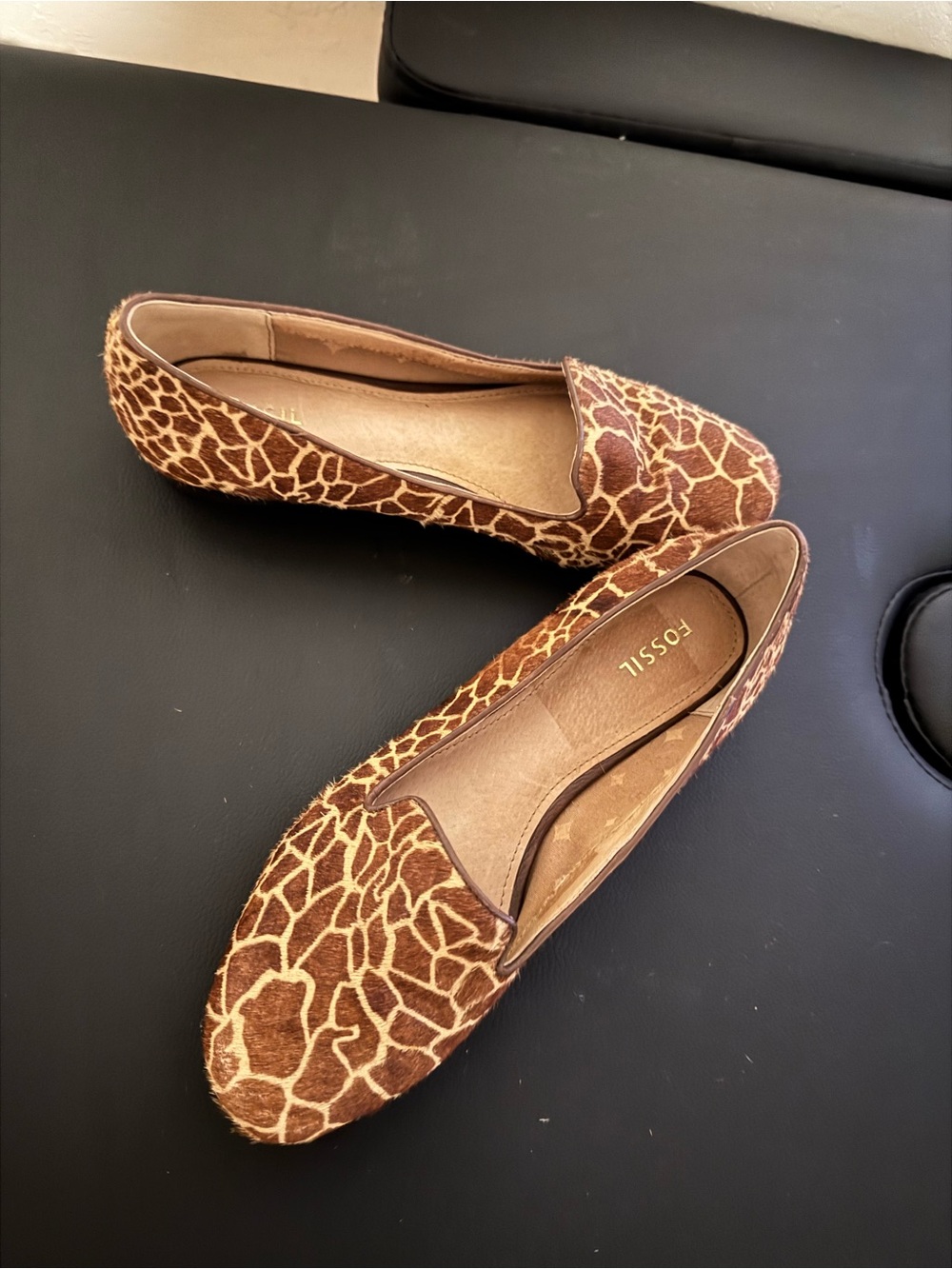 Fossil Women's Brown Giraffe-Print calf hair Slip-On Flats size 7